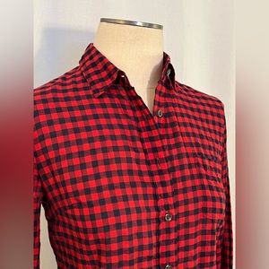 J Crew red and blue plaid button up sz2